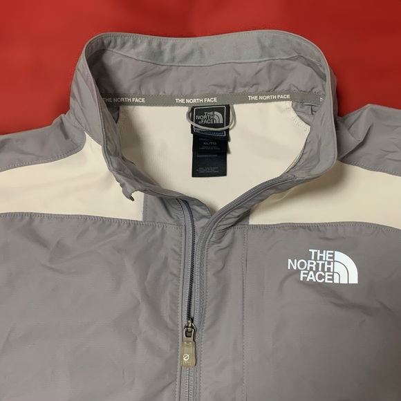 The North Face Amp Hybrid Jacket Windbreaker Alloy Grey - Picture 4 of 5